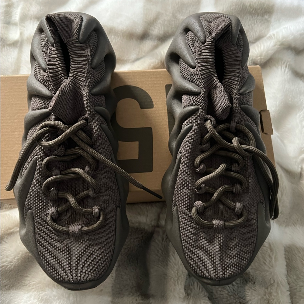 Yeezy 450 size 8 in men
